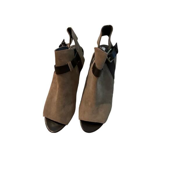 Franko Sarto Beige suede Bootie sz 9.5 - Picture 2 of 7